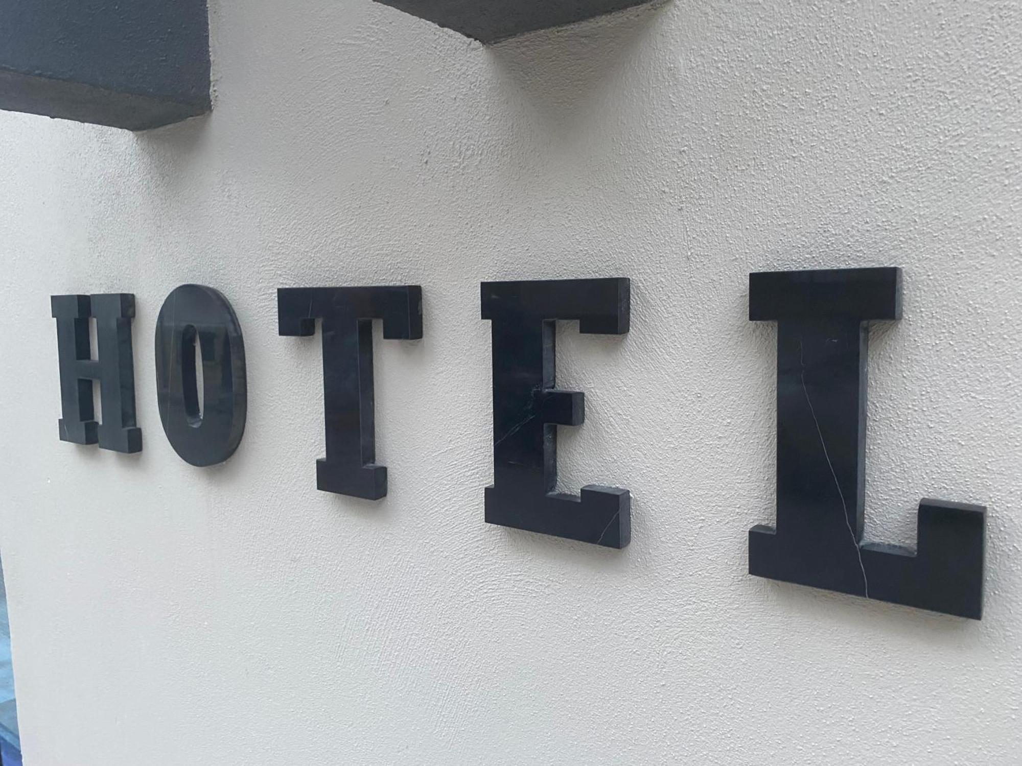 In The Middle Hotel Antalya Exterior foto